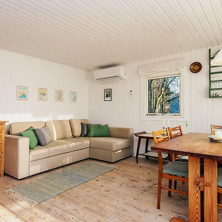 4 Person Holiday Home In Knebel 別荘 Knebel